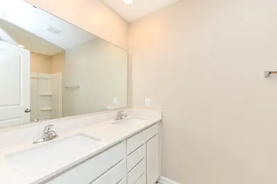 1643 N Sailboat Drive, Greenfield - 30