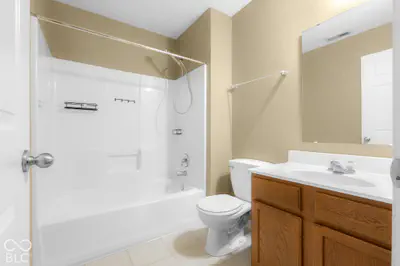 2322 Middle View Drive, Columbus - 39