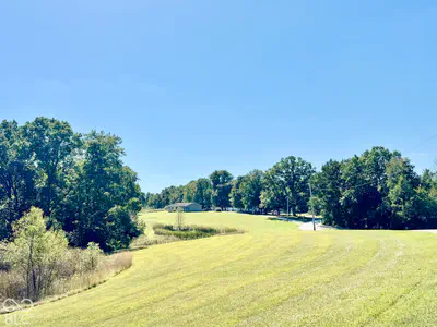 8476 Sycamore Road, Bloomfield - 9