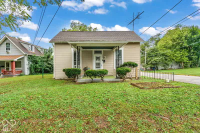 702 Illinois Street, Greencastle - 2