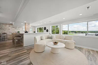 7800 Lakewood Drive, Unionville - 33