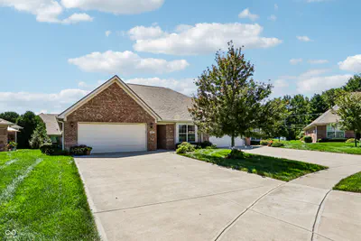 4935 Harrisburg Court, New Palestine