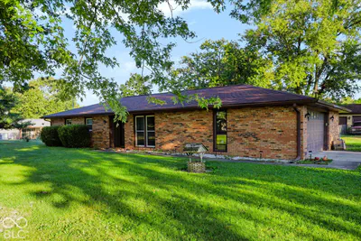 10928 W Jackson Street, Muncie - 21