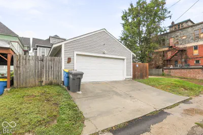 1616 Delaware Street, Indianapolis - 45