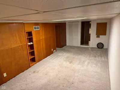 323 Hillsdale Drive, Bloomington - 23