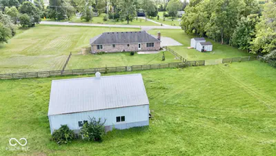2820 State Road 38, Westfield - 36