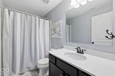 8390 N Doheny Drive, McCordsville - 38