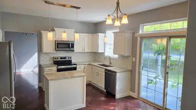 10737 Emery Way, Fishers - 12
