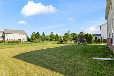 7148 N Chelmsford Drive, McCordsville - 49
