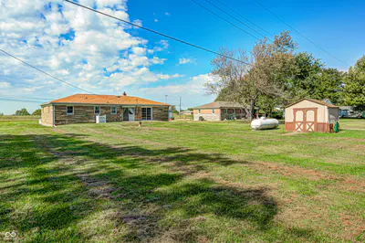 6730 Michigan Road, Fairland - 22