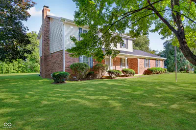 1119 Indianpipe Lane, Zionsville - 2