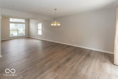 10686 Trailwood Drive, Fishers - 9