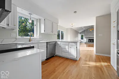 889 Bridle Circle, Carmel - 8