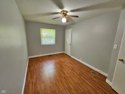 5541 E 40th Street, Indianapolis - 12