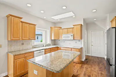 10914 Lightship Court, Fishers - 13