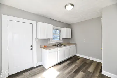802 N Bradley Avenue, Indianapolis - 42
