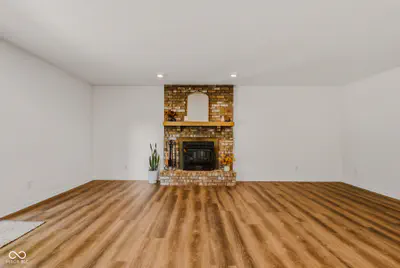 4860 Woodcrest Drive, Columbus - 17