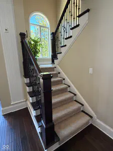 10646 Walnut Creek Drive W, Carmel - 16