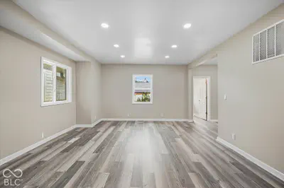 340 N Tacoma Avenue, Indianapolis - 21