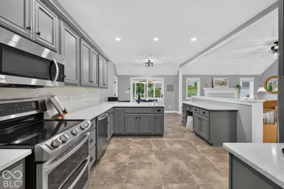 2807 Bloomsbury Drive, Greenwood - 21
