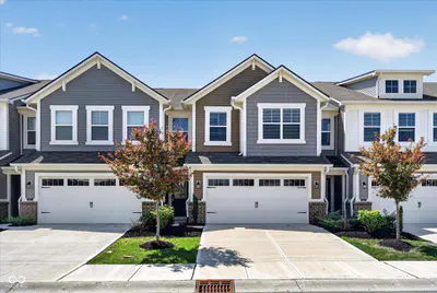 9587 Beckett Street, Avon