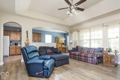 5658 Augusta Woods Drive, Plainfield - 8