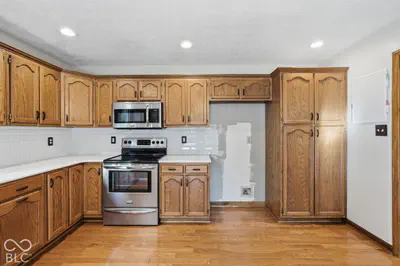 1137 Brookside Court, Avon - 12