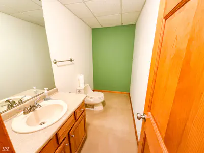 3861 E 300 N, Crawfordsville - 41