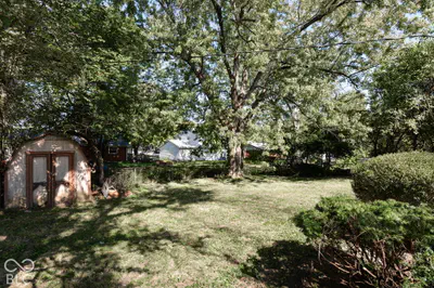 10206 Lawnhaven Drive, Indianapolis - 35