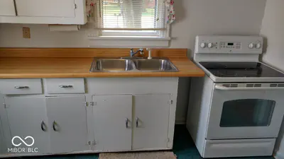 3416 W Riverside Avenue, Muncie - 9