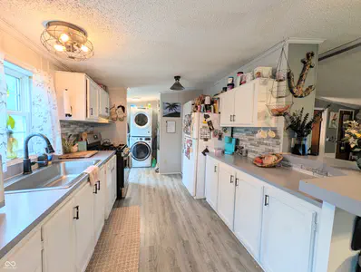 7225 Burch Road, Bloomington - 9