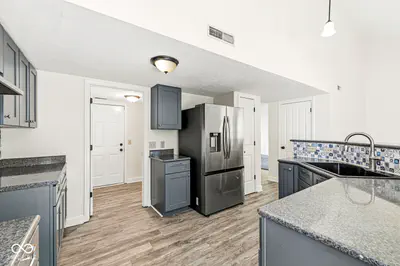 6320 Twin Creeks Drive, Indianapolis - 19