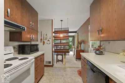 920 Southview Drive, Indianapolis - 5