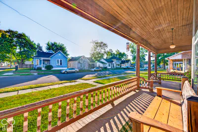 625 Chestnut Street, Seymour - 60