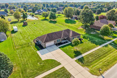 3751 County Road 900, Brownsburg - 38