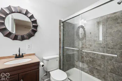 7926 Charlecot Drive, Indianapolis - 18