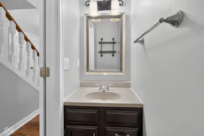 7719 Golf Club Court, Indianapolis - 34