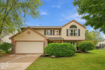 7642 Blackthorn Court, Indianapolis
