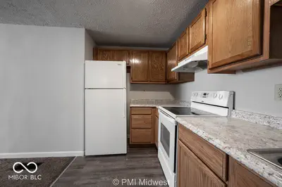 3736 Meridian Street, Indianapolis - 10