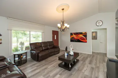 1018 Dunbar Drive, Seymour - 3