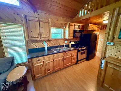 8900 Island Pond Road, Quincy - 41