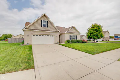 4602 Dane Court, New Palestine - 2