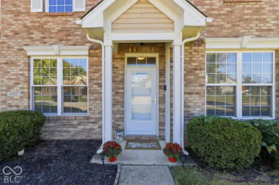 8035 Meadow Bend Lane, Indianapolis - 8