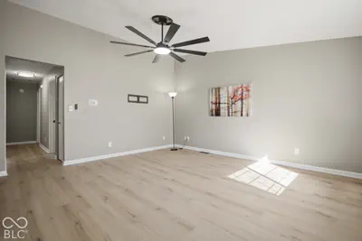 2370 Farmstead Drive, Columbus - 5