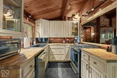 7119 Drum Drive, Nineveh - 12