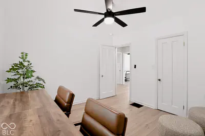 132 W 41st Street, Indianapolis - 25