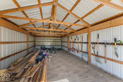 8220 W County Road 830 S, Paris Crossing - 33