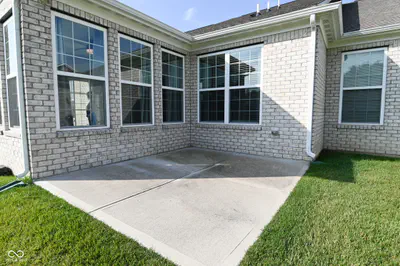9170 Hedley Way E, Avon - 57