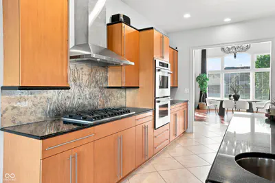 2838 Shadwell Place, Greenwood - 32