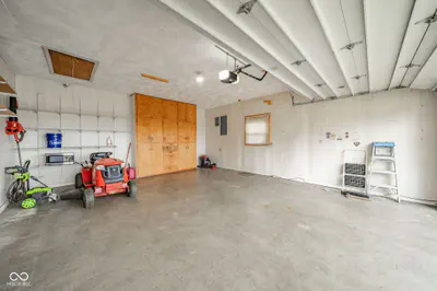 1375 E 240 N, Anderson - 39